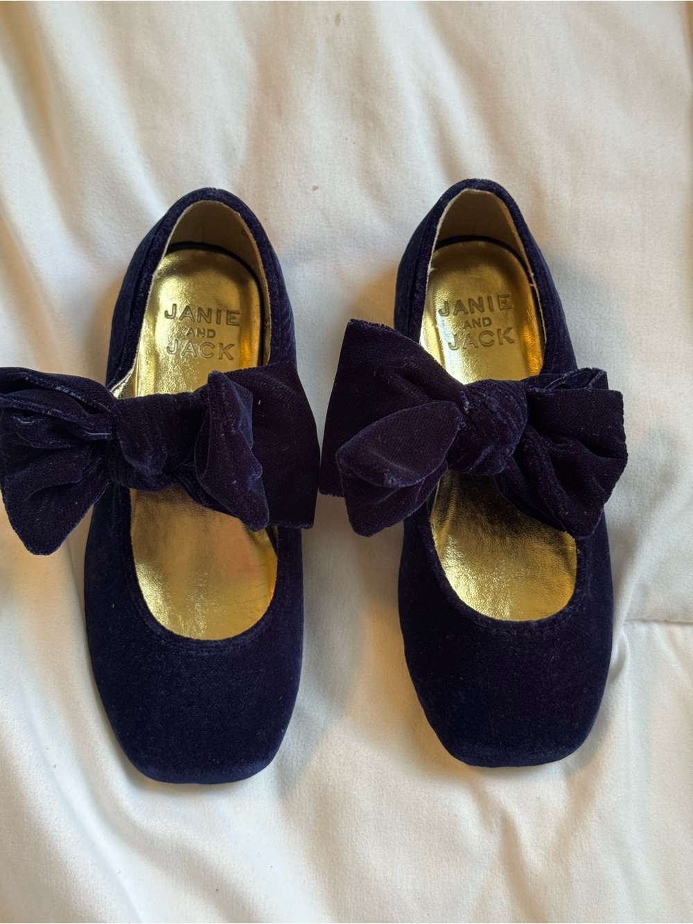 Janie and Jack Deep Navy Velvet Bow Mary Janes Size 9 Toddler